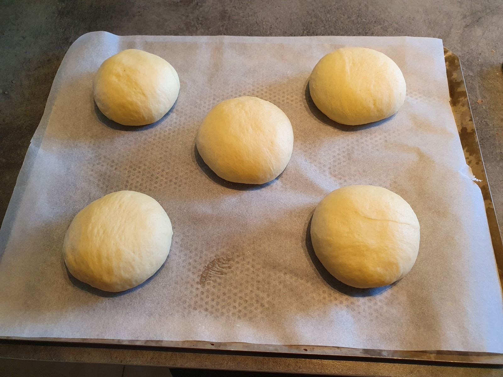 Pains au lait à la fleur d'oranger