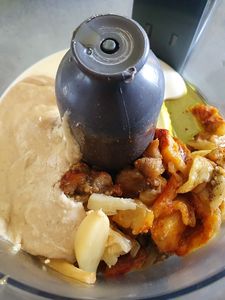 Crémeux d'aubergine et crackers aux graines