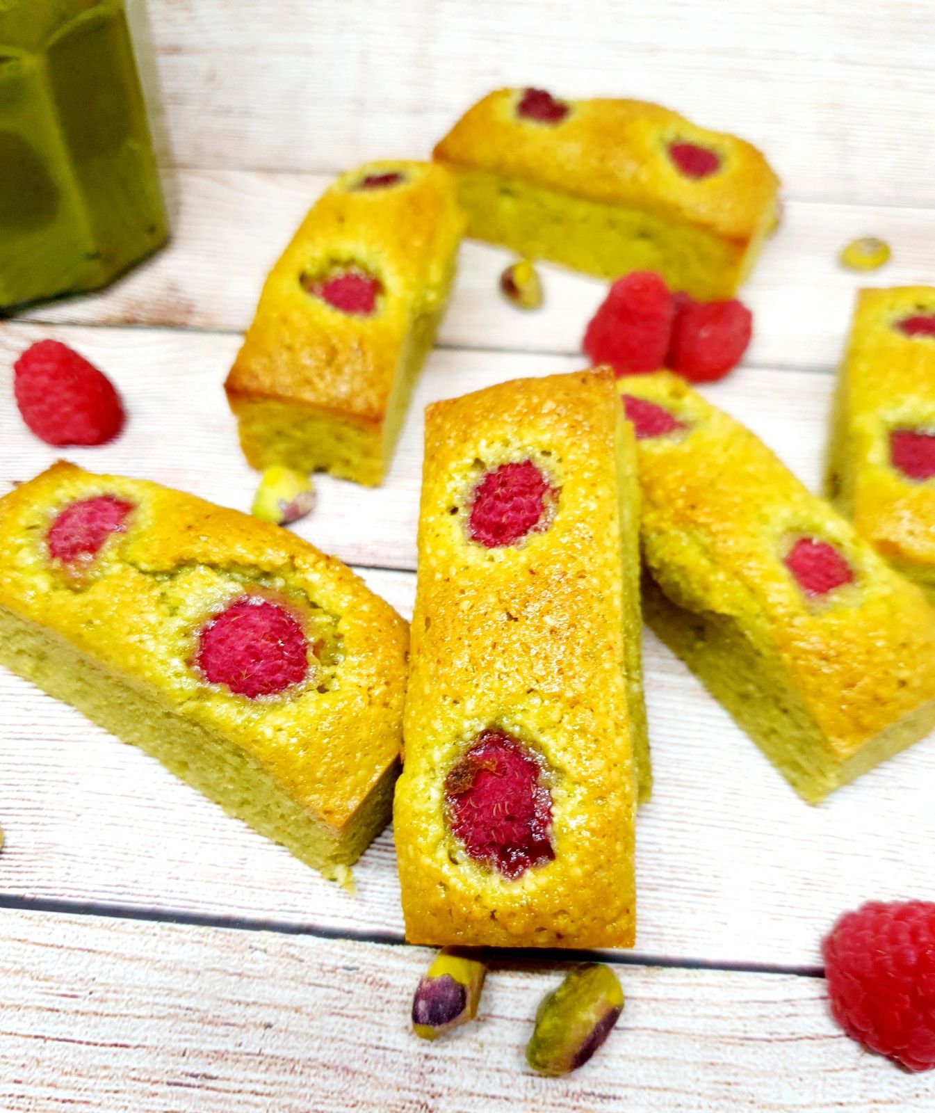 Financiers pistache et framboises