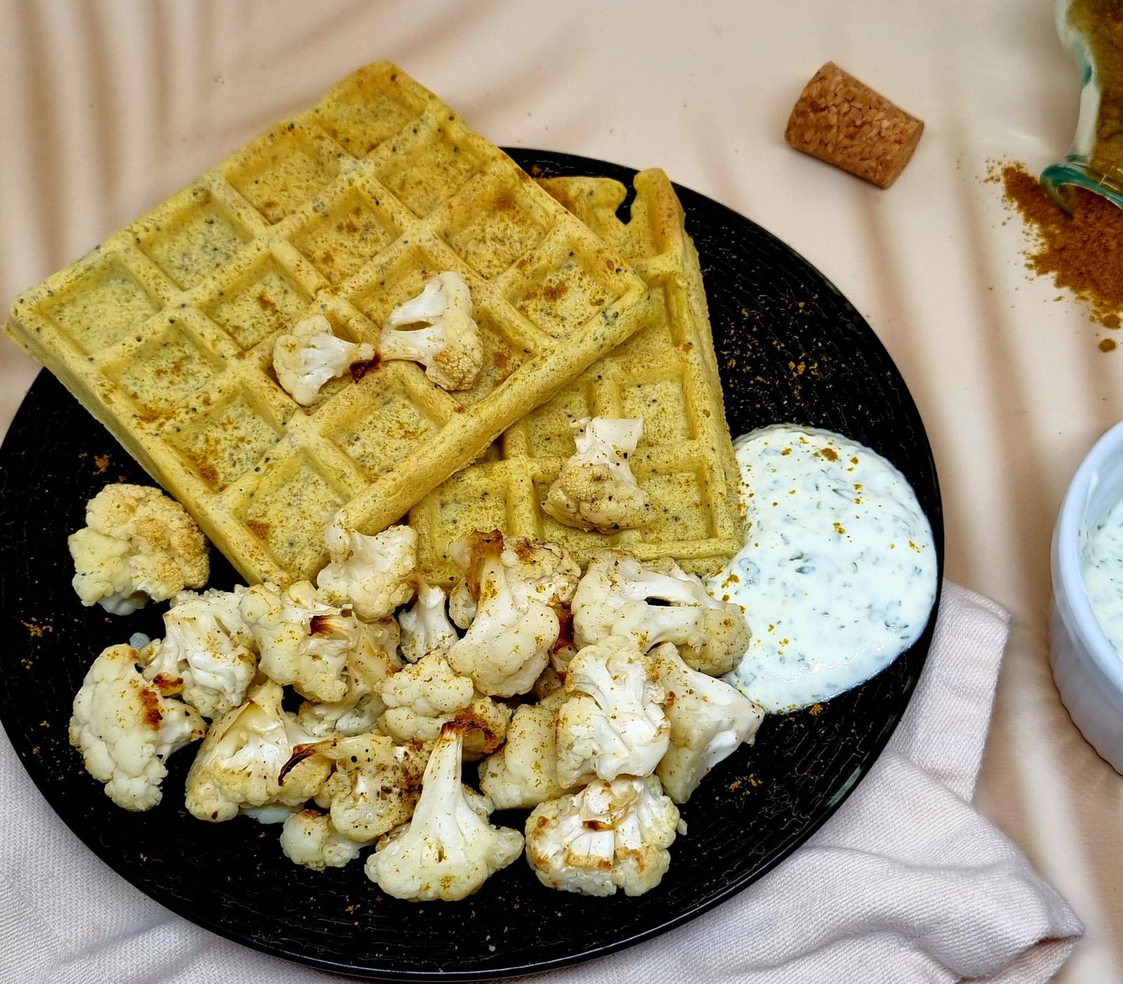 Gaufres curry et graines et chou fleur rôti