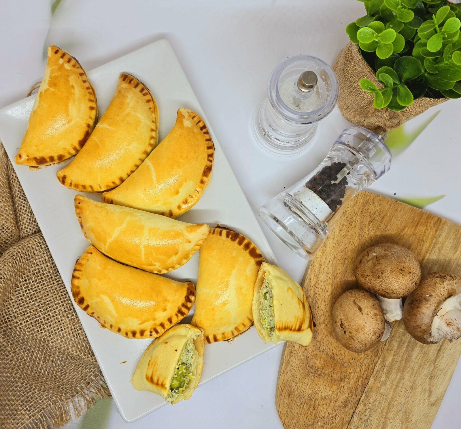 Empanadas petits pois et champignons