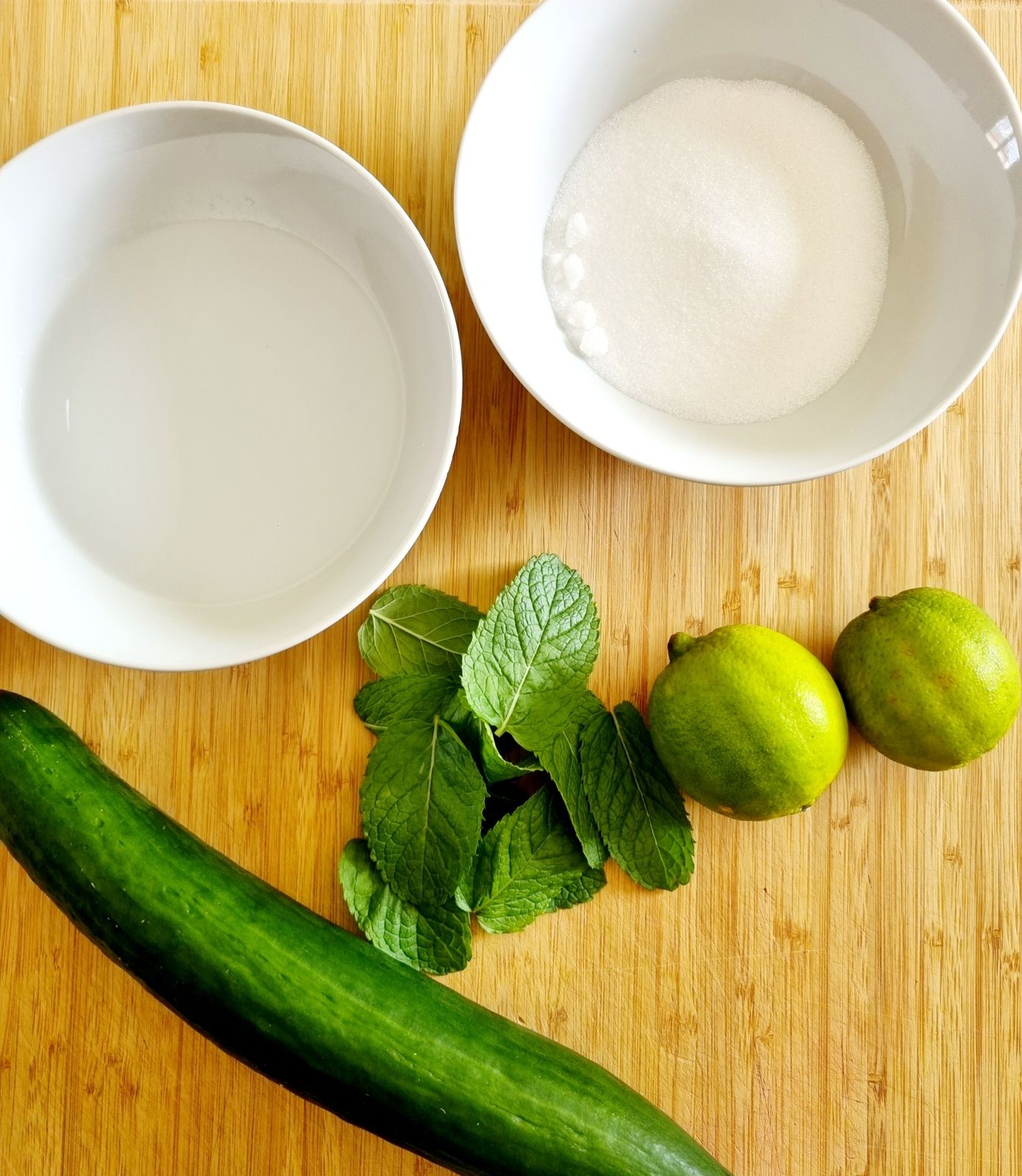 Popsicle concombre citron vert et menthe