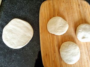 Pita au chou fleur et pois chiches grillés