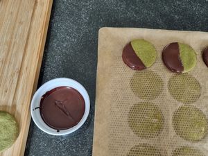 Shortbreads matcha chocolat noir
