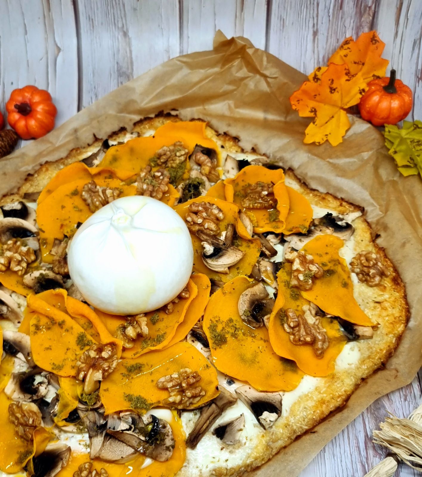 Pizza automnale à la pâte de chou fleur