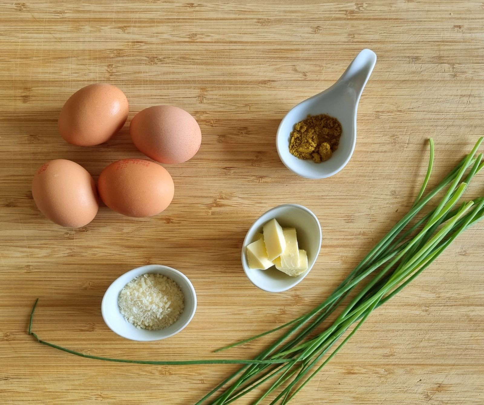 Oeufs nuages au curry