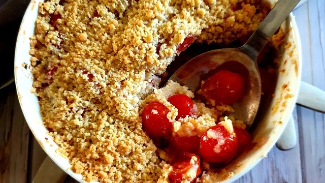 Crumble de tomates cerises au parmesan