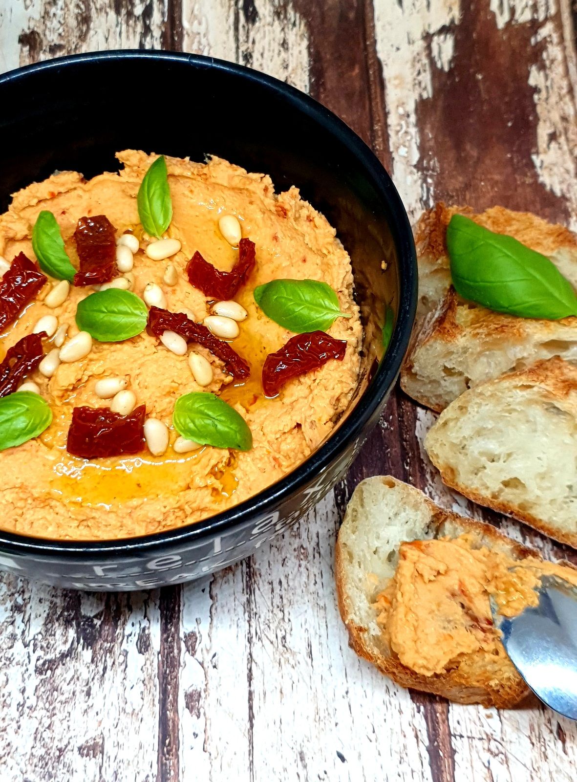 Houmous aux tomates séchées