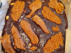 Brownies au chocolat et beurre de cacahuètes