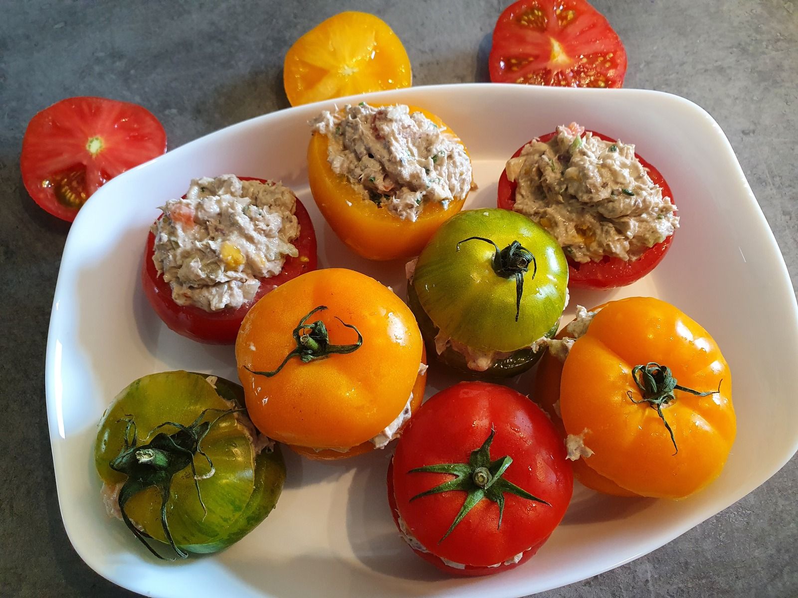 Tomates farçies aux sardines