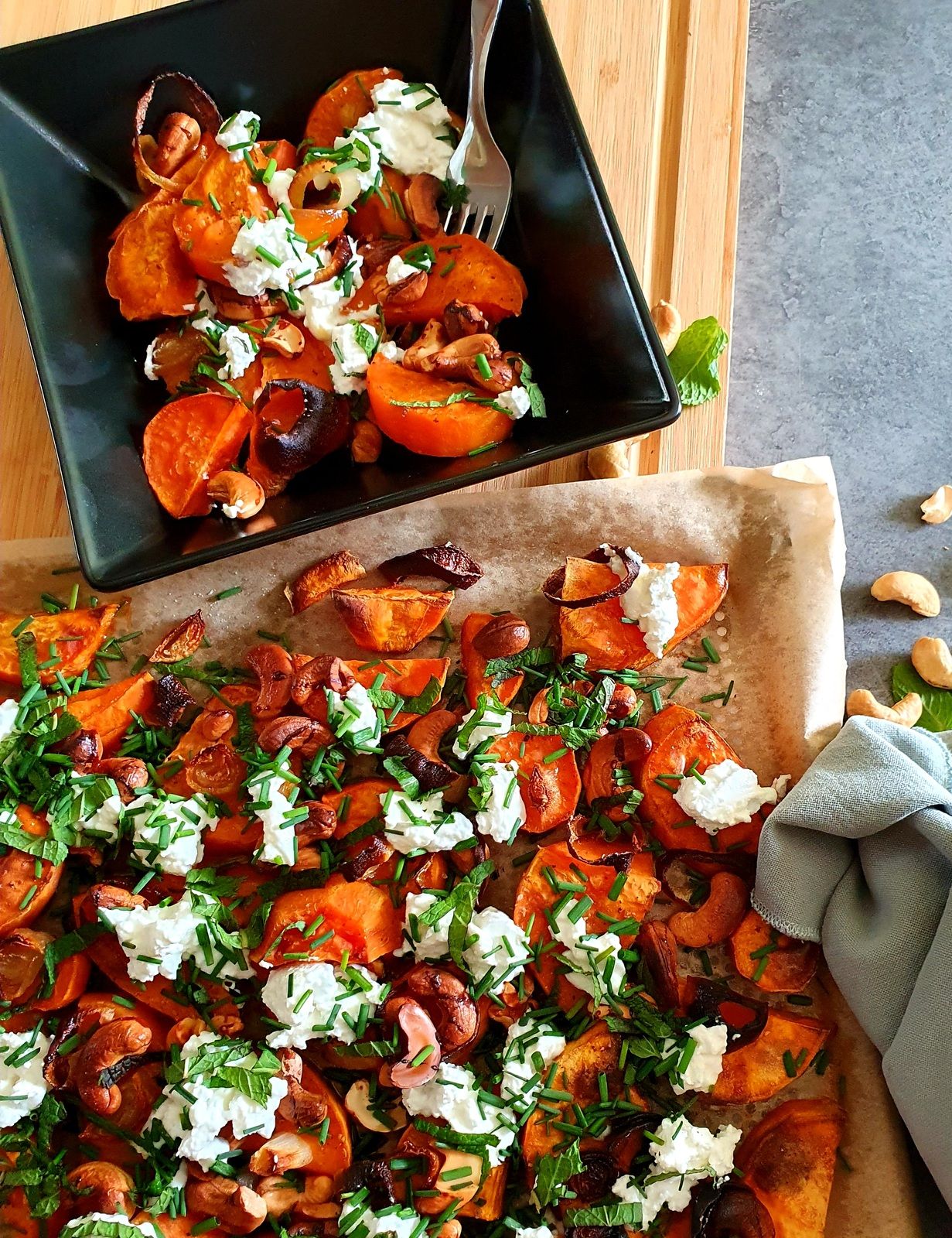 Patates douces rôties aux noix de cajou et chèvre