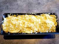 Gâteau invisible pommes de terre et comté