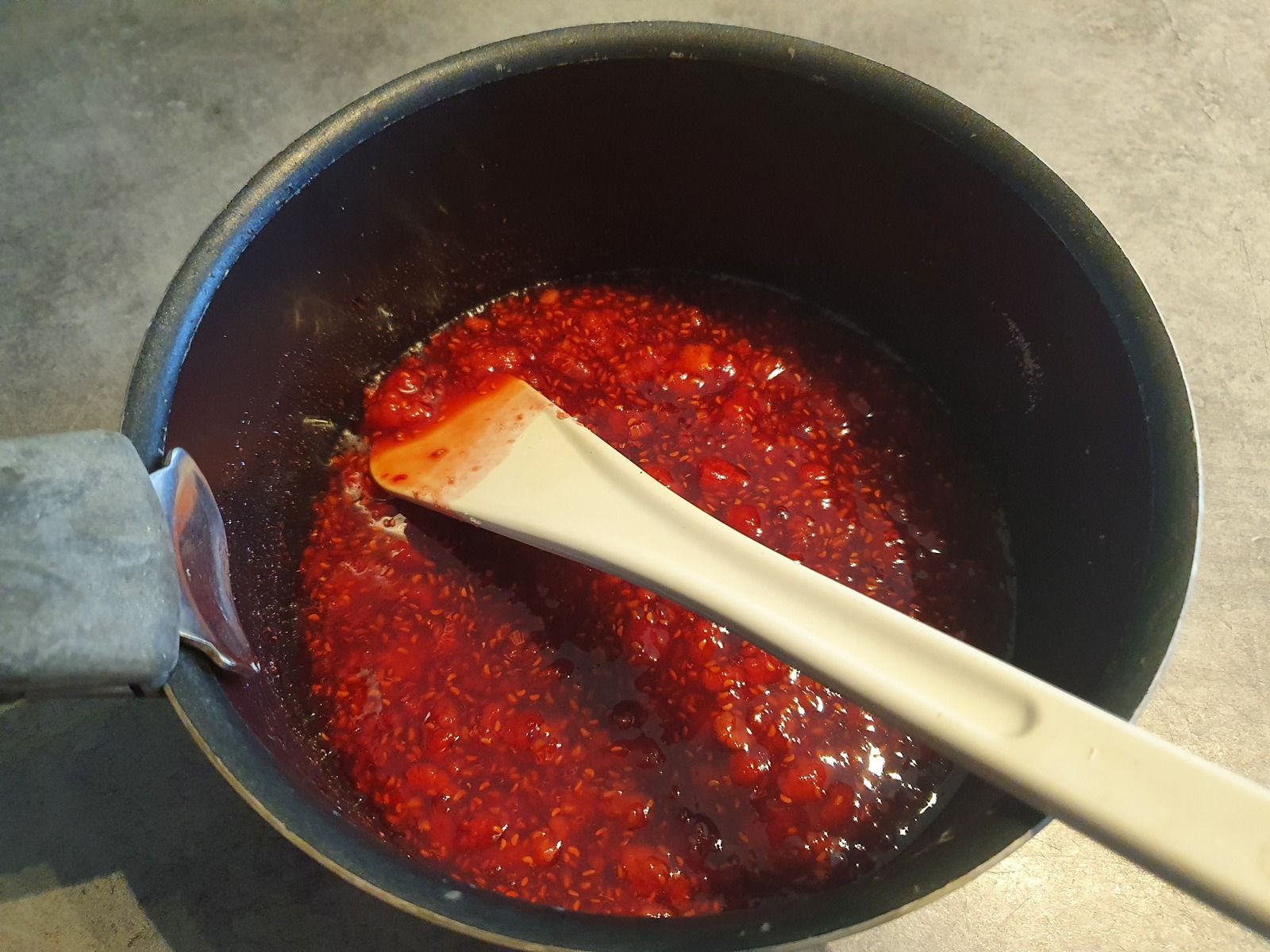 Entremet framboises citron vert