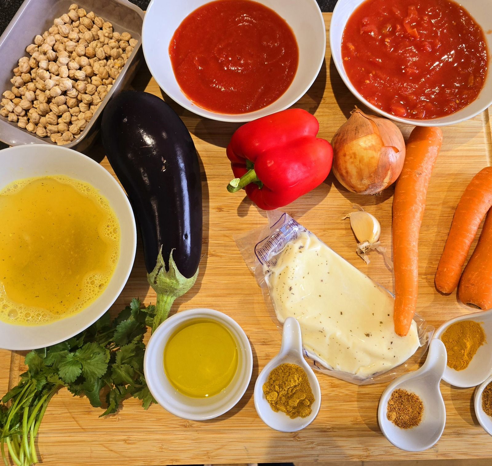 Ragoût de pois chiches au halloumi grillé