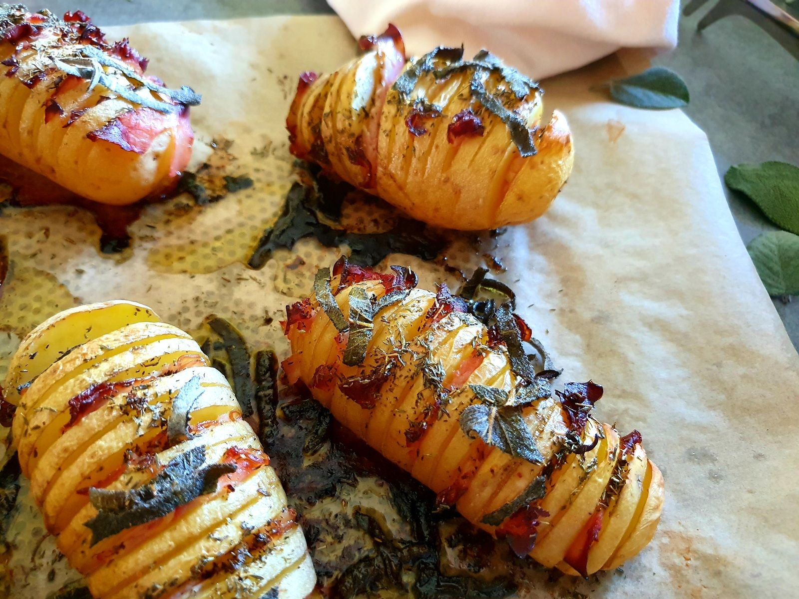Pommes de terre Hasselback au bacon