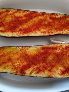 Crémeux d'aubergine et crackers aux graines