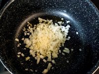 Velouté de chou fleur rôti au pesto de pistache