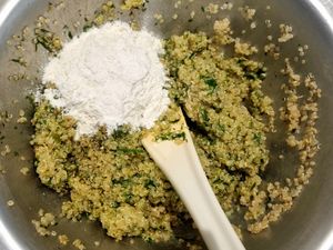 Galettes de quinoa aux herbes