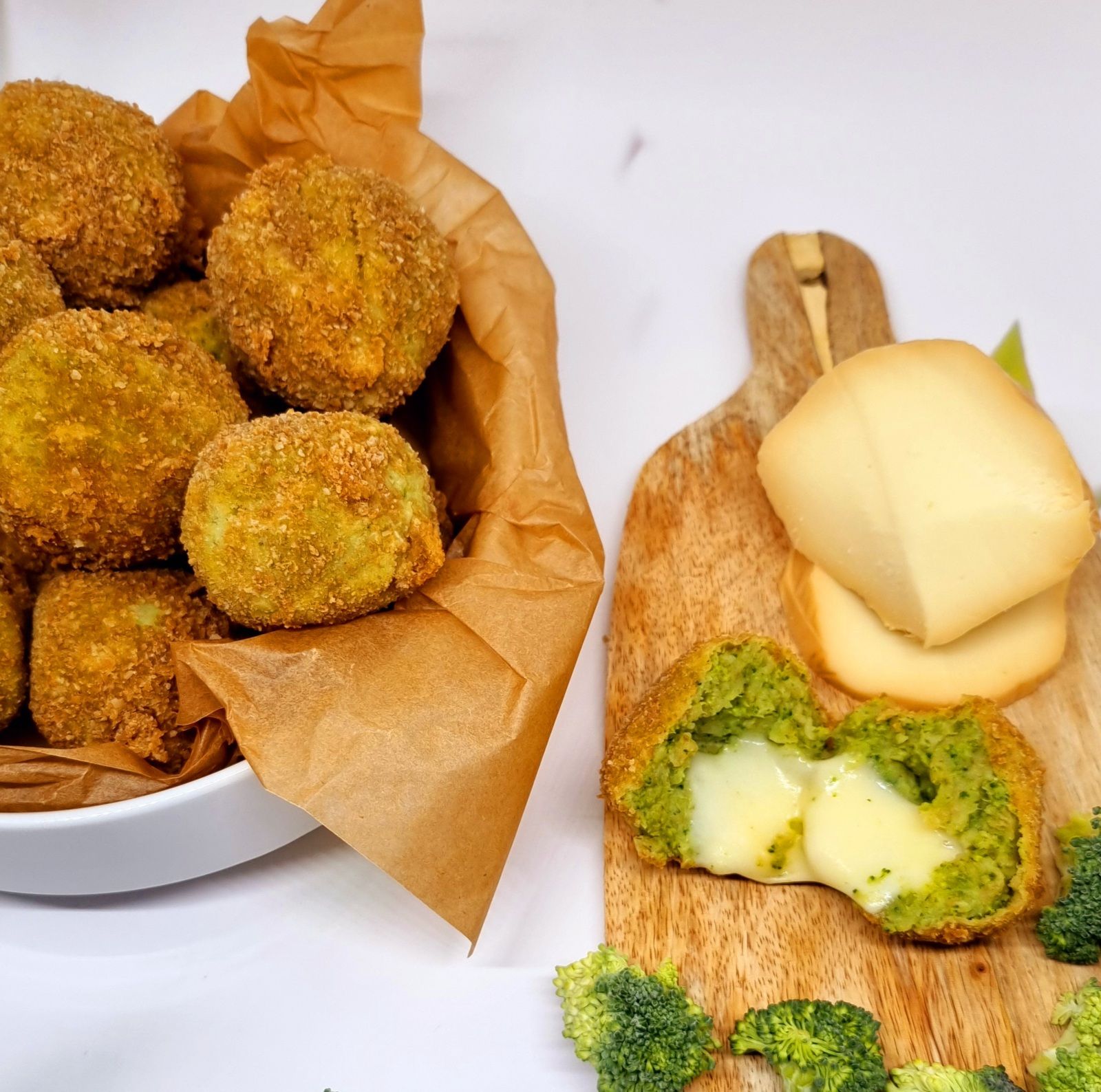 Boulettes de brocoli et scamorza fumée