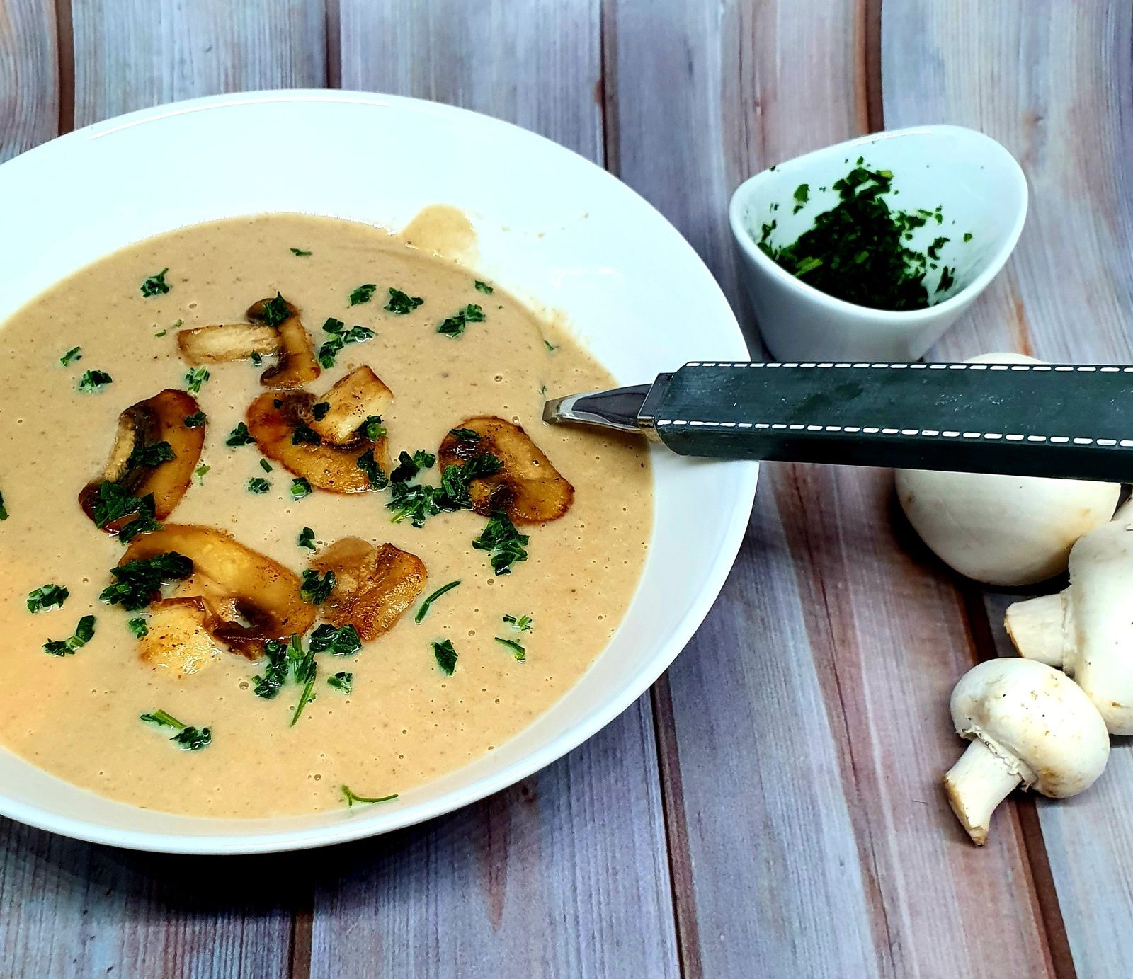 Velouté de châtaignes et champignons