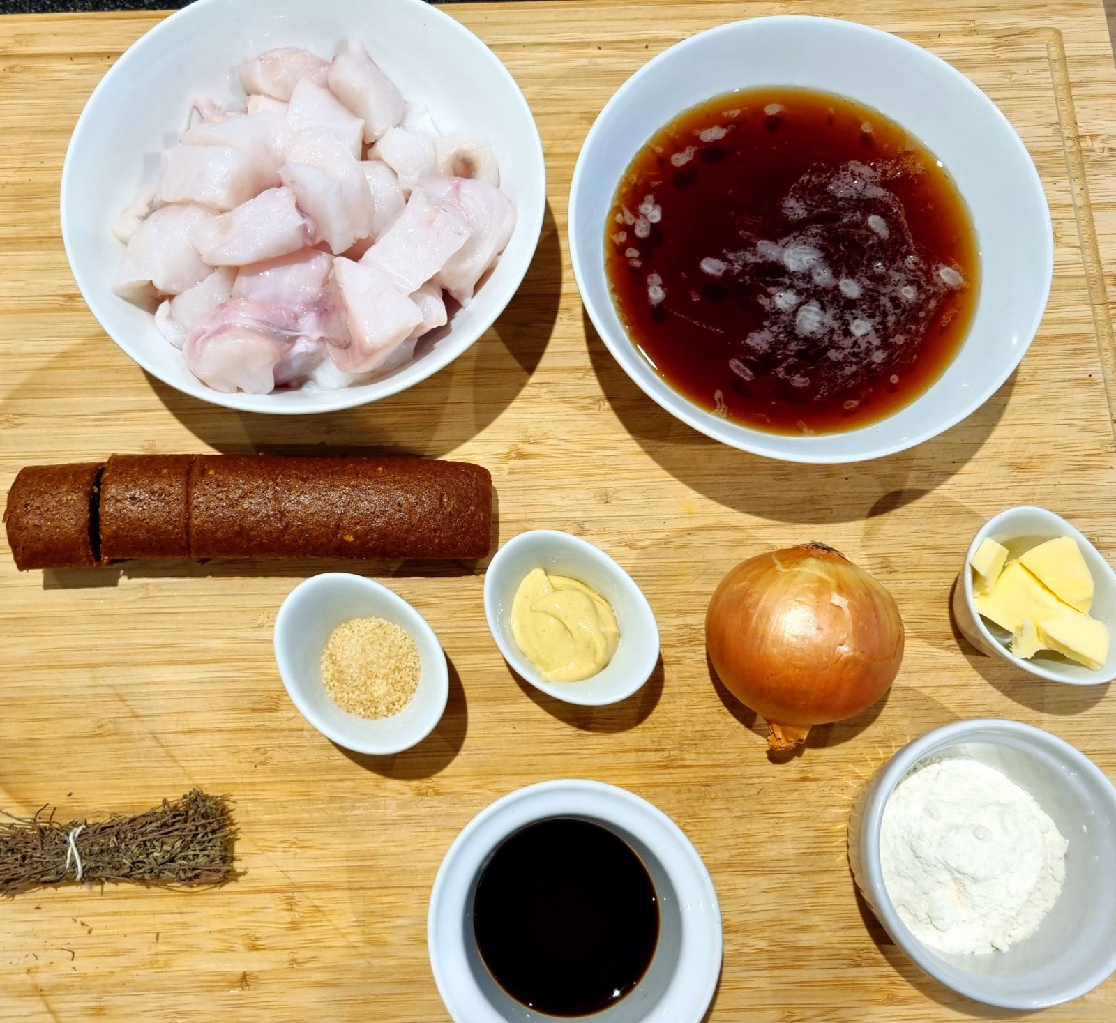 Carbonnade de lotte à la bière de Noël et au pain d'épices