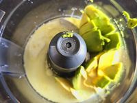 Muffins avocat, chocolat et pistaches