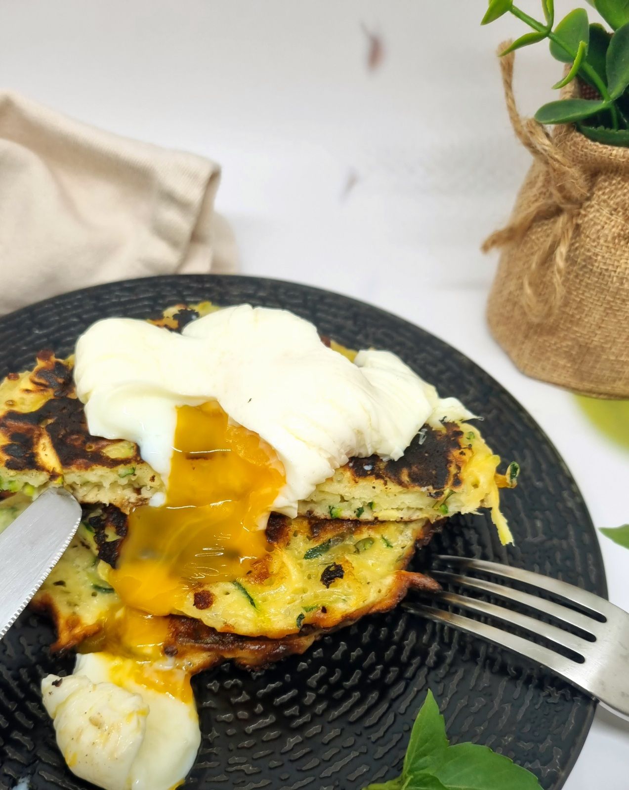 Pancakes aux courgettes et mozzarella