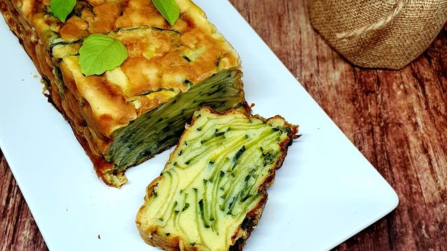 Gâteau invisible aux courgettes