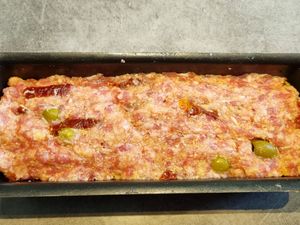 Pain de veau aux tomates séchées et olives