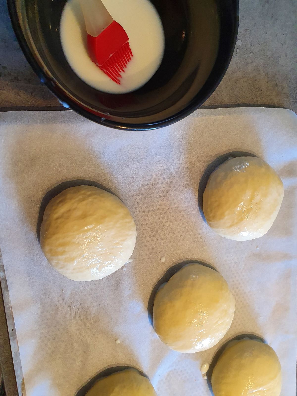 Pains au lait à la fleur d'oranger