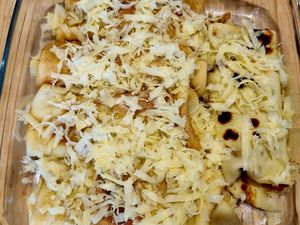 Crêpes fourrées aux petits pois et champignons